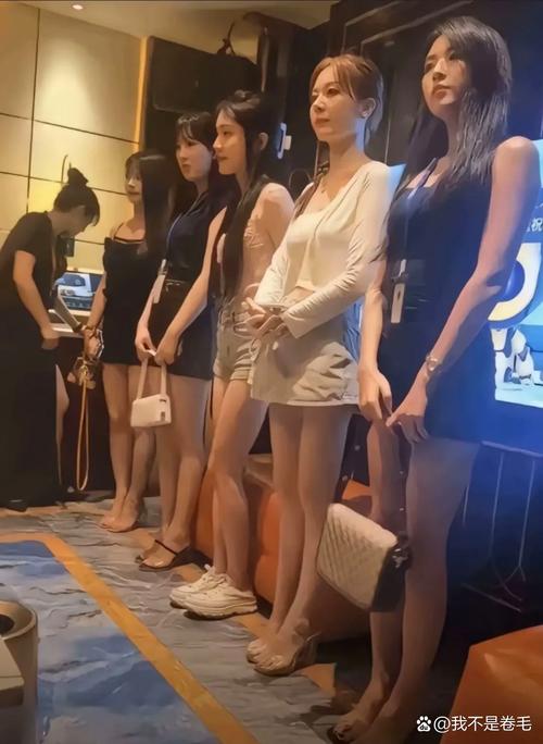 纯出女孩招聘-武汉酒店日结2000一单一结景德镇大圈女孩招聘[月入10万起]身高身材颜值决定收入！
