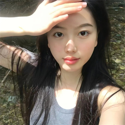 北京私人伴游在校本科生铁馨舒