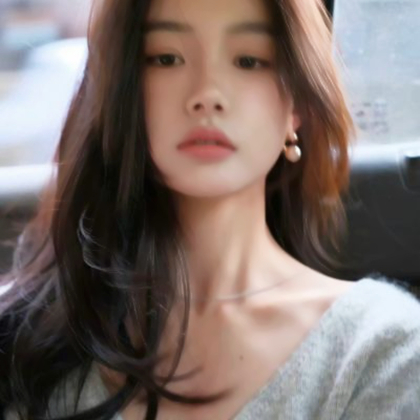 上海美女伴游预约二乘空姐仆依澜